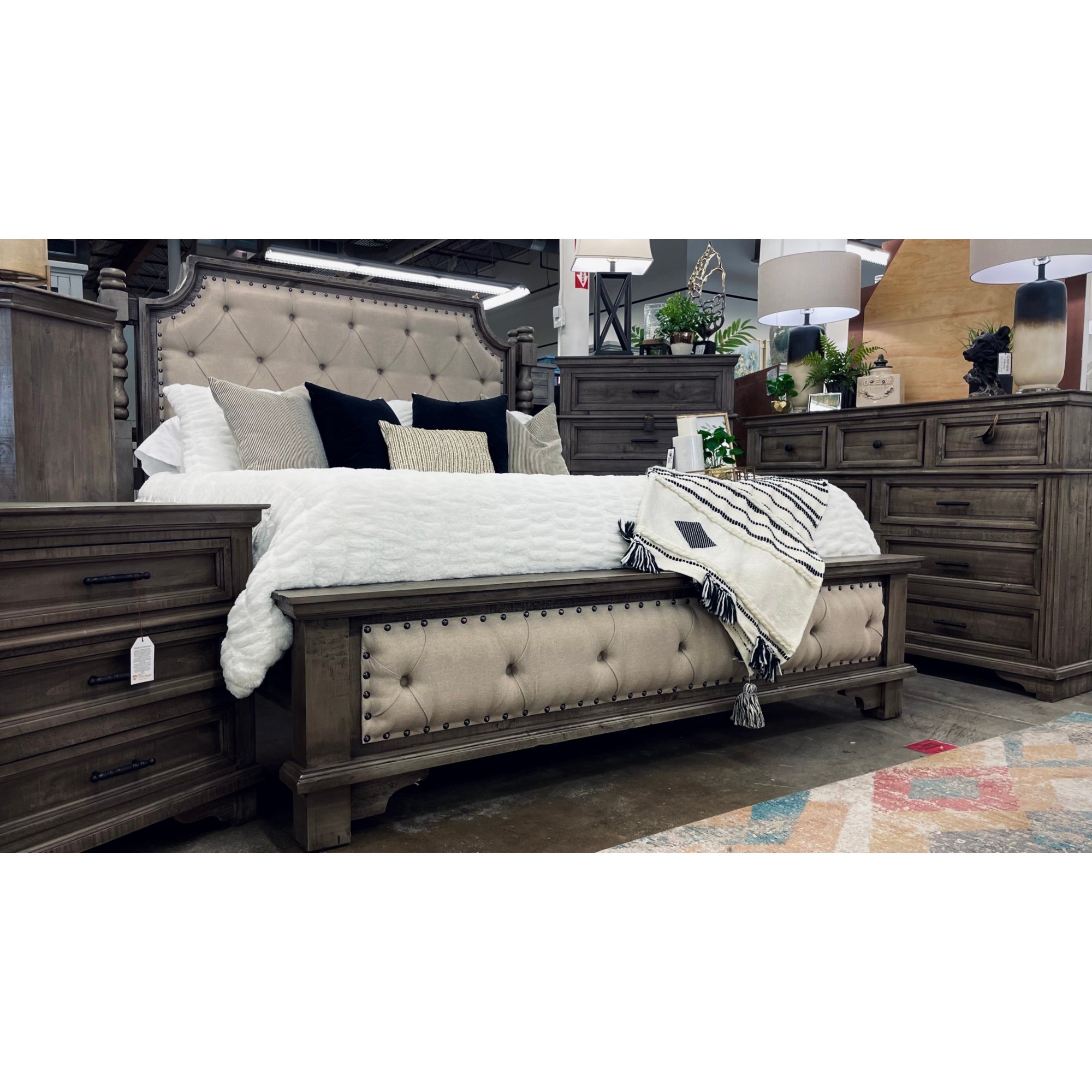 Charleston King Size Bed - Gray