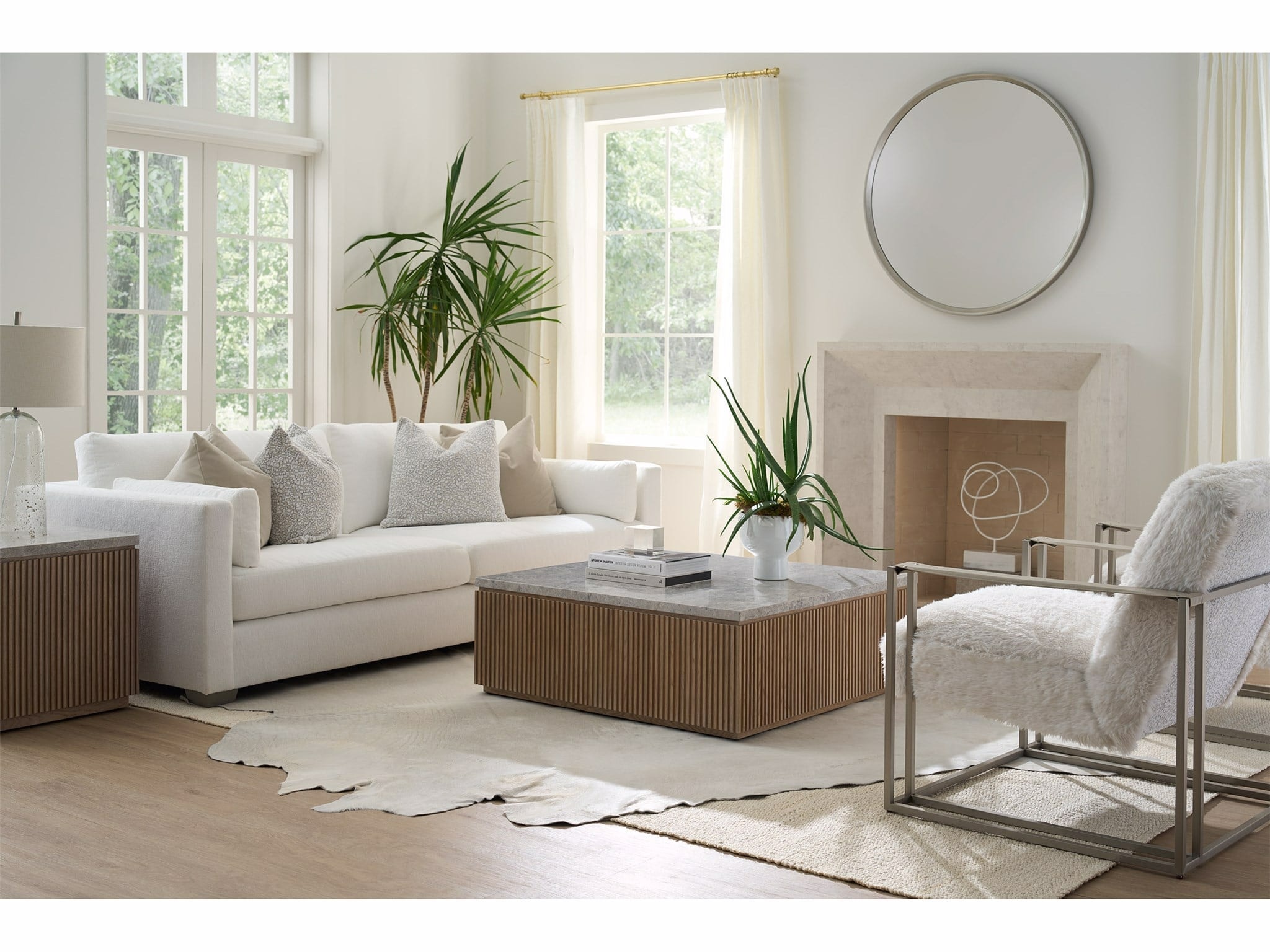 Universal Avaline U428A801 Carmen Cocktail Table | Mueller Furniture ...
