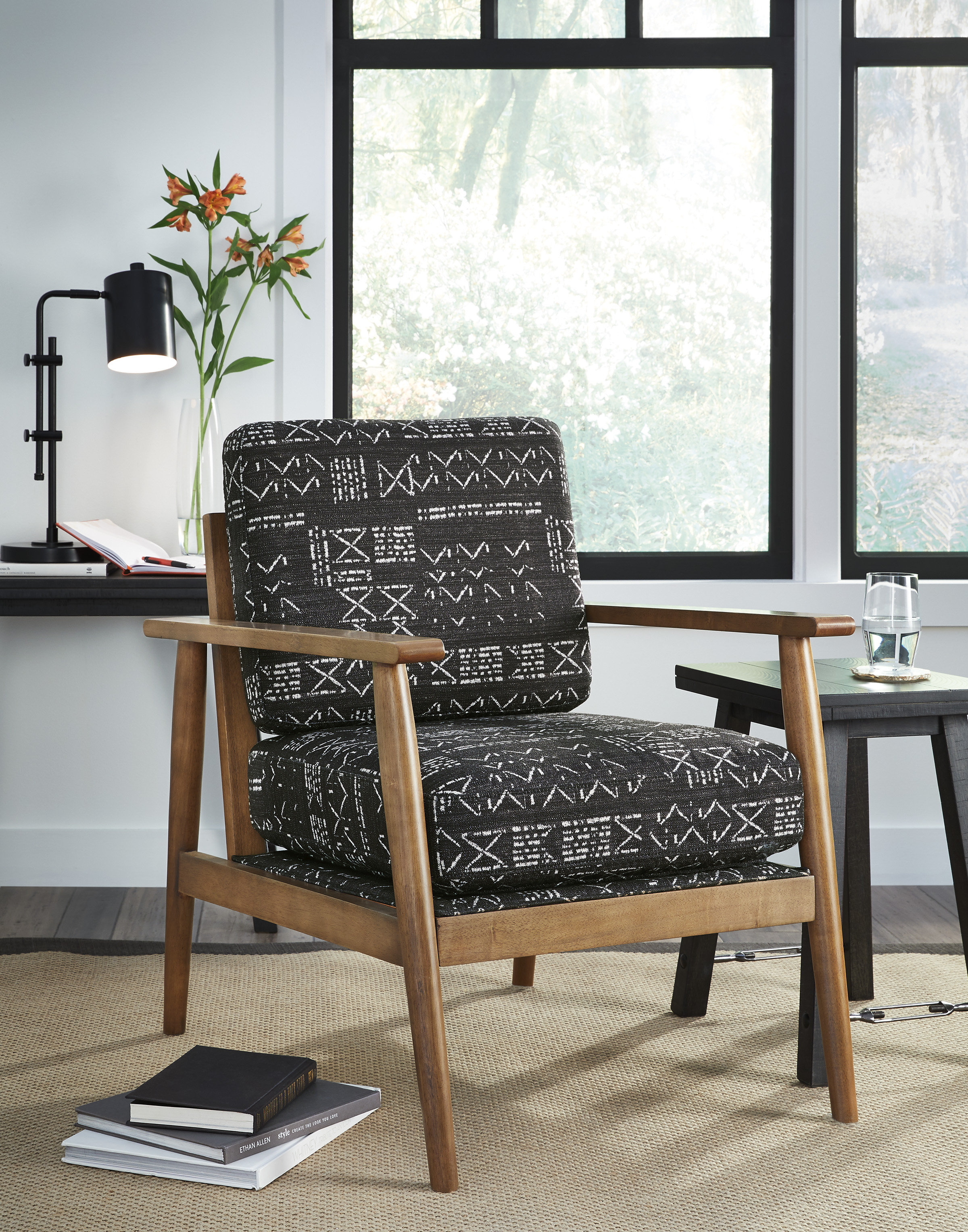 Wooden accent chair online with cushions