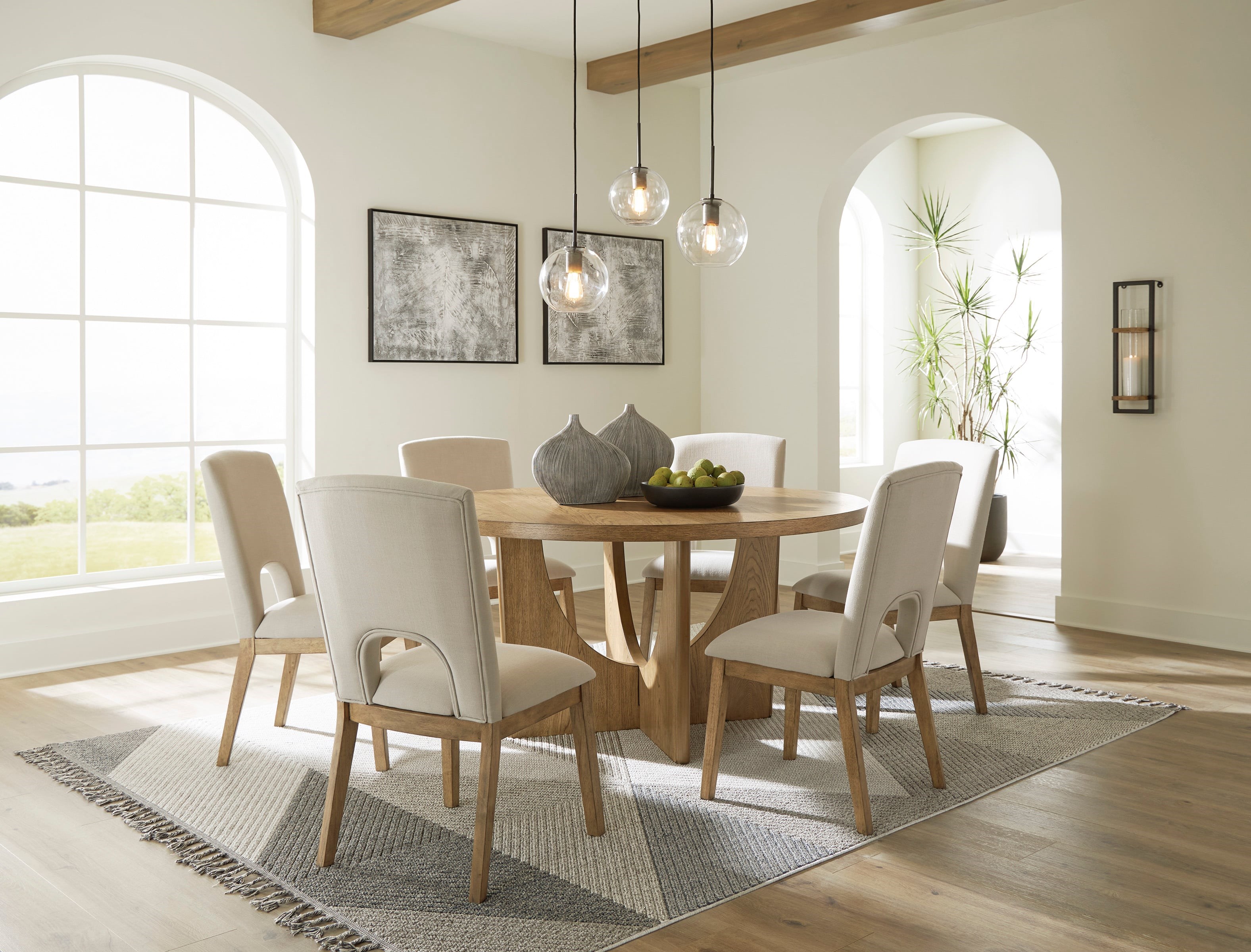 7 seater best sale round dining table