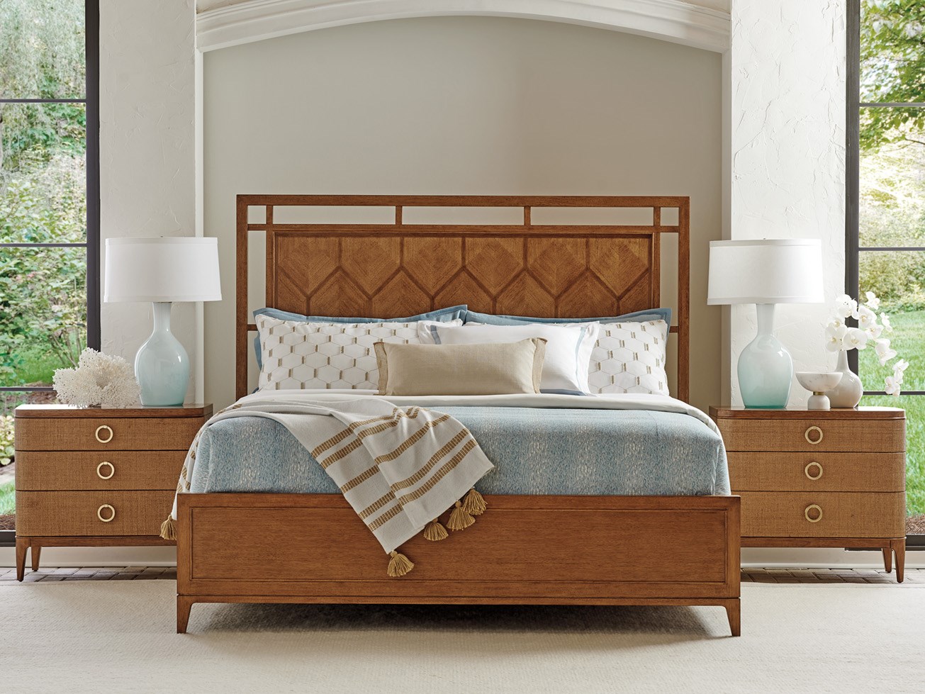 Tommy bahama queen bedroom shop set