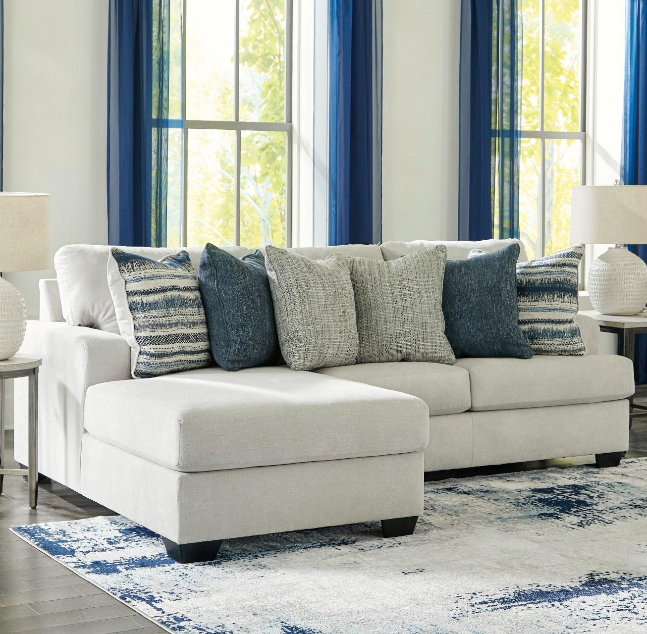 Benchcraft sectional deals with chaise