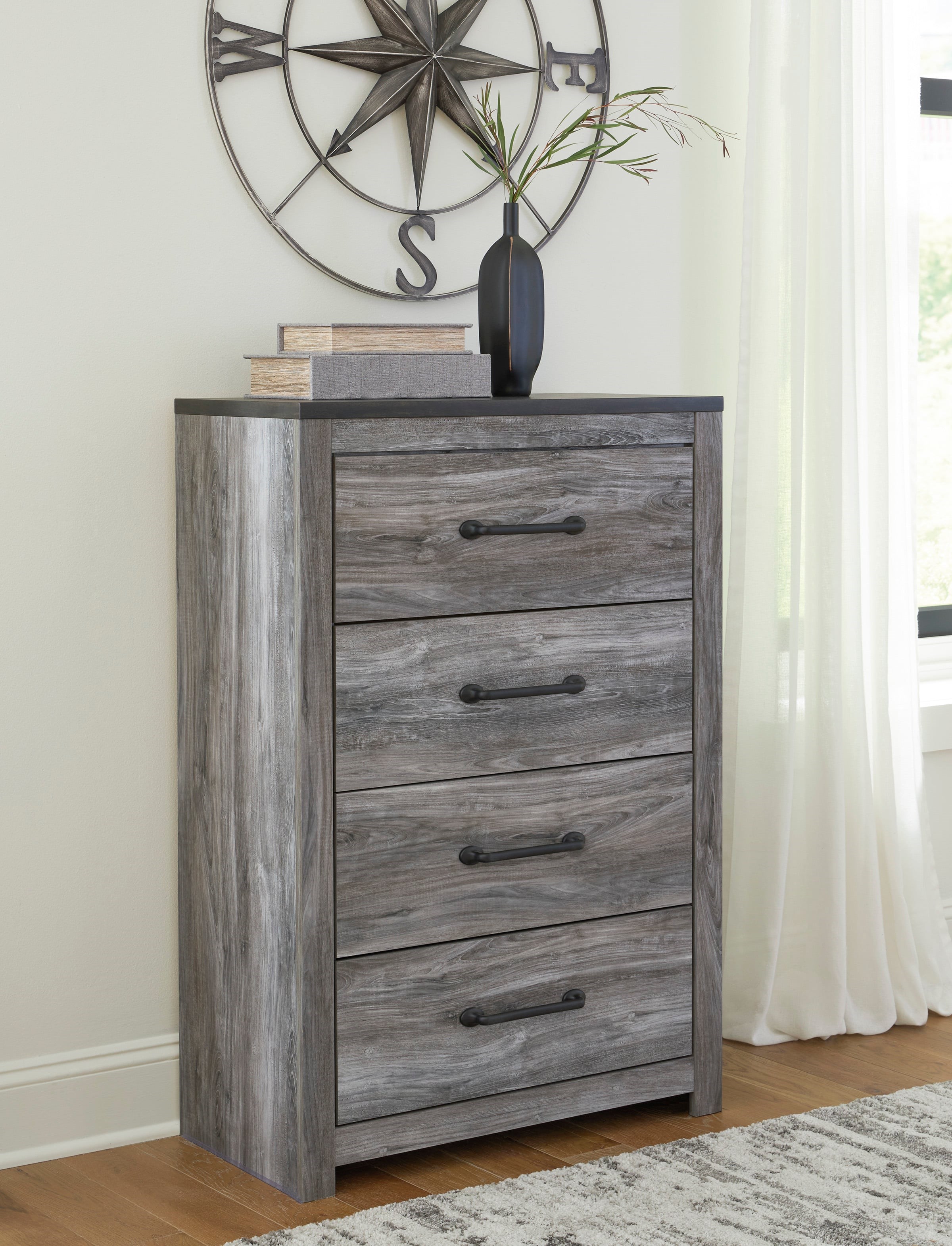 Signature Design By Ashley Bronyan B1290-44 Chest Of Drawers ...