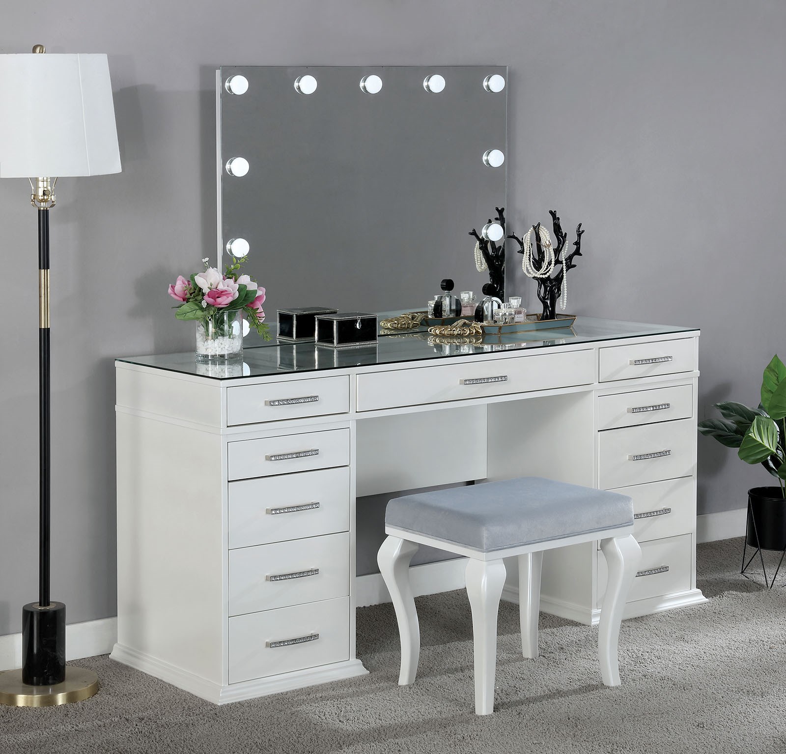 Glam deals vanity table