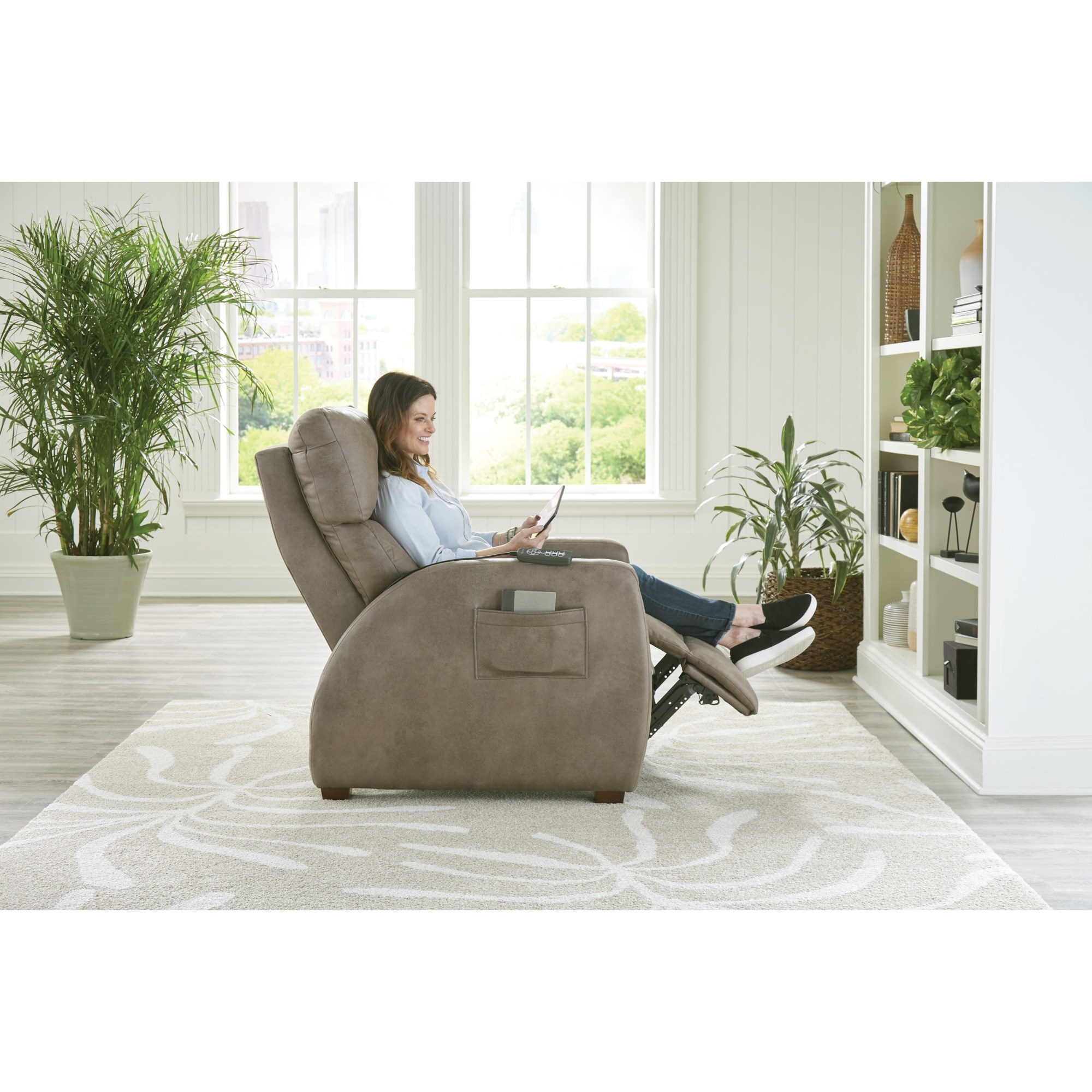 Conform Time Out Recliner with Attached Footrest Reviews