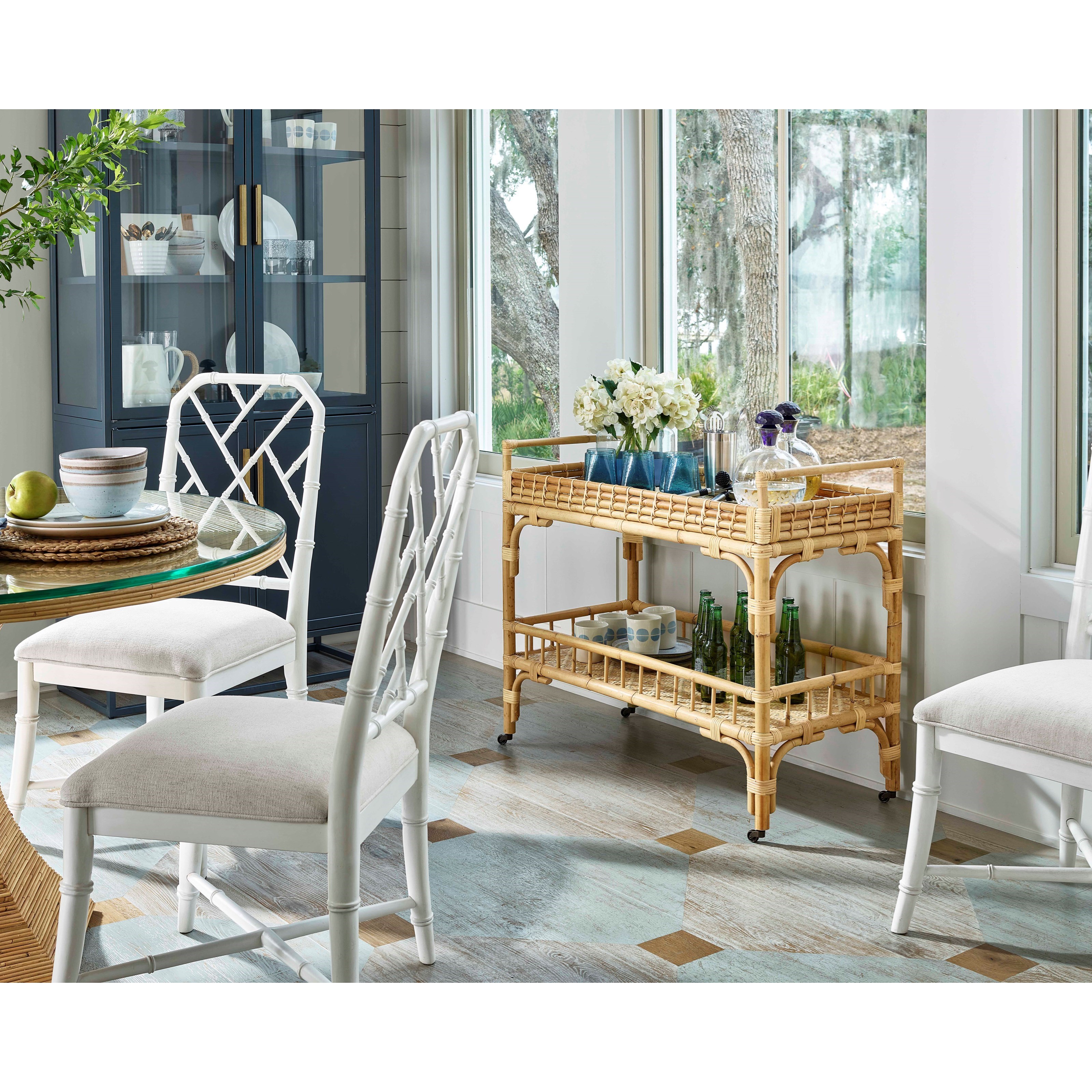 Universal Getaway Coastal Living Home U033E890 Coastal Bar Cart