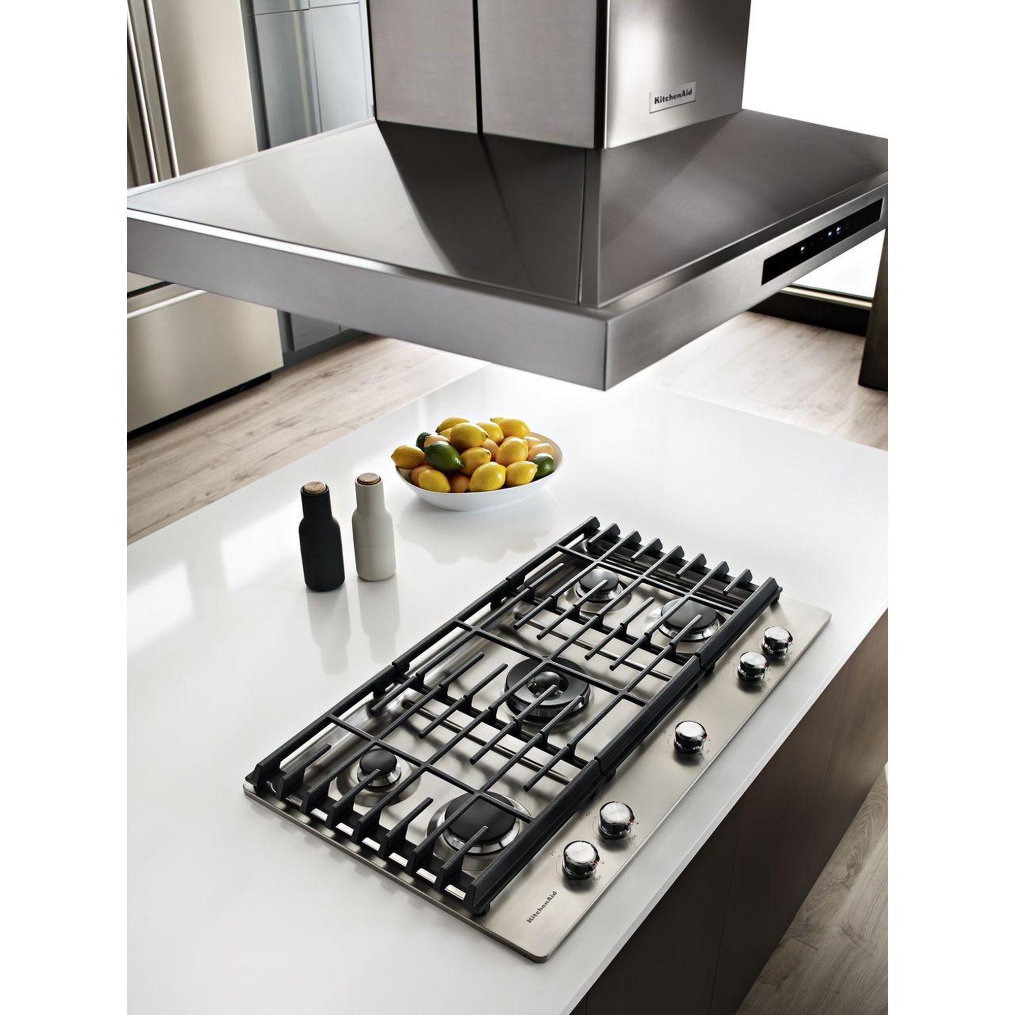 KCGS950ESS KitchenAid 30'' 5-Burner Gas Cooktop with Griddle & Dual Ring  Burner - Stainless Steel