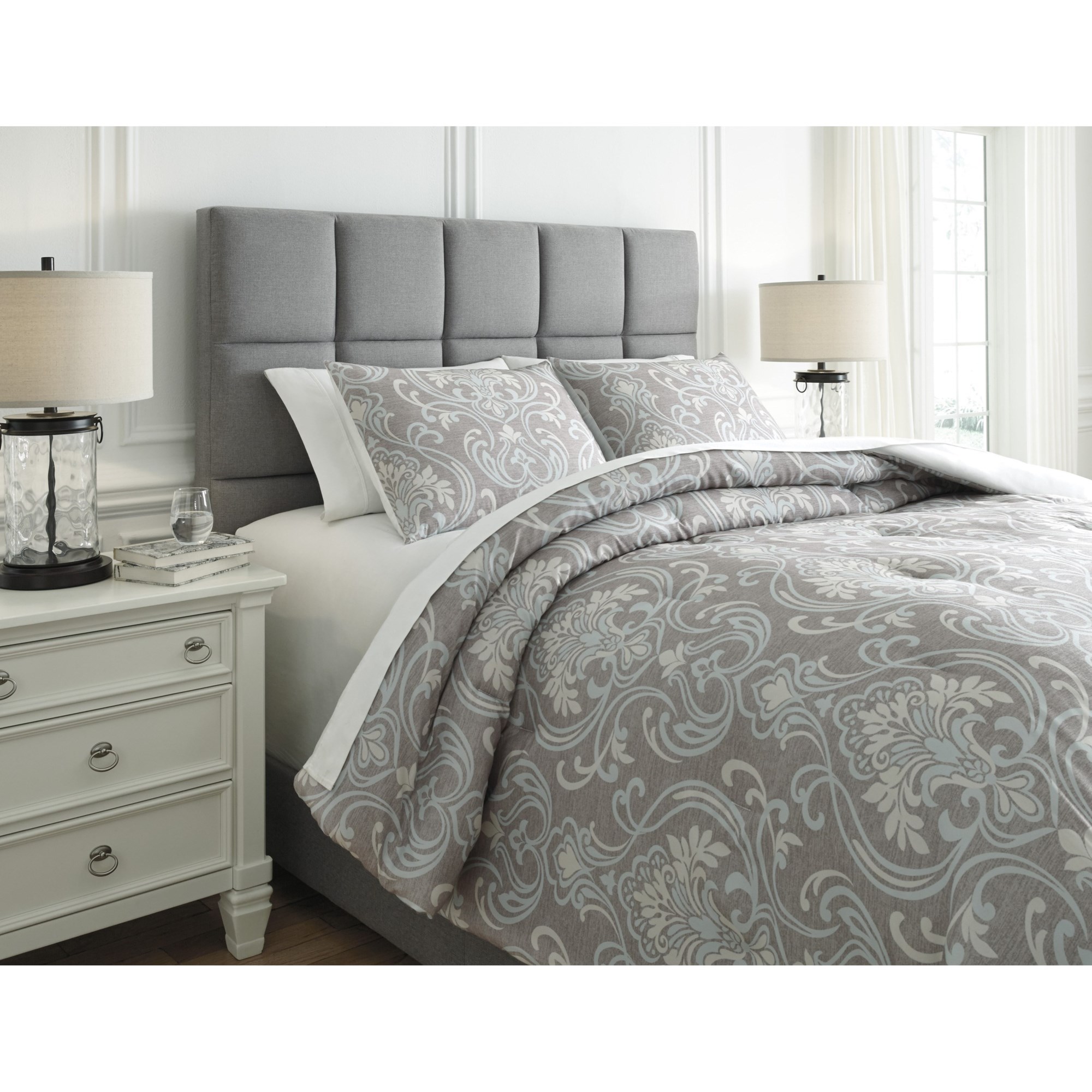 Signature Design by Ashley Bedding Sets Q780003Q Queen Noel Gray/Tan  Comforter Set, Furniture and ApplianceMart