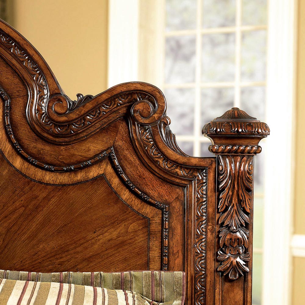 Old world outlet beds