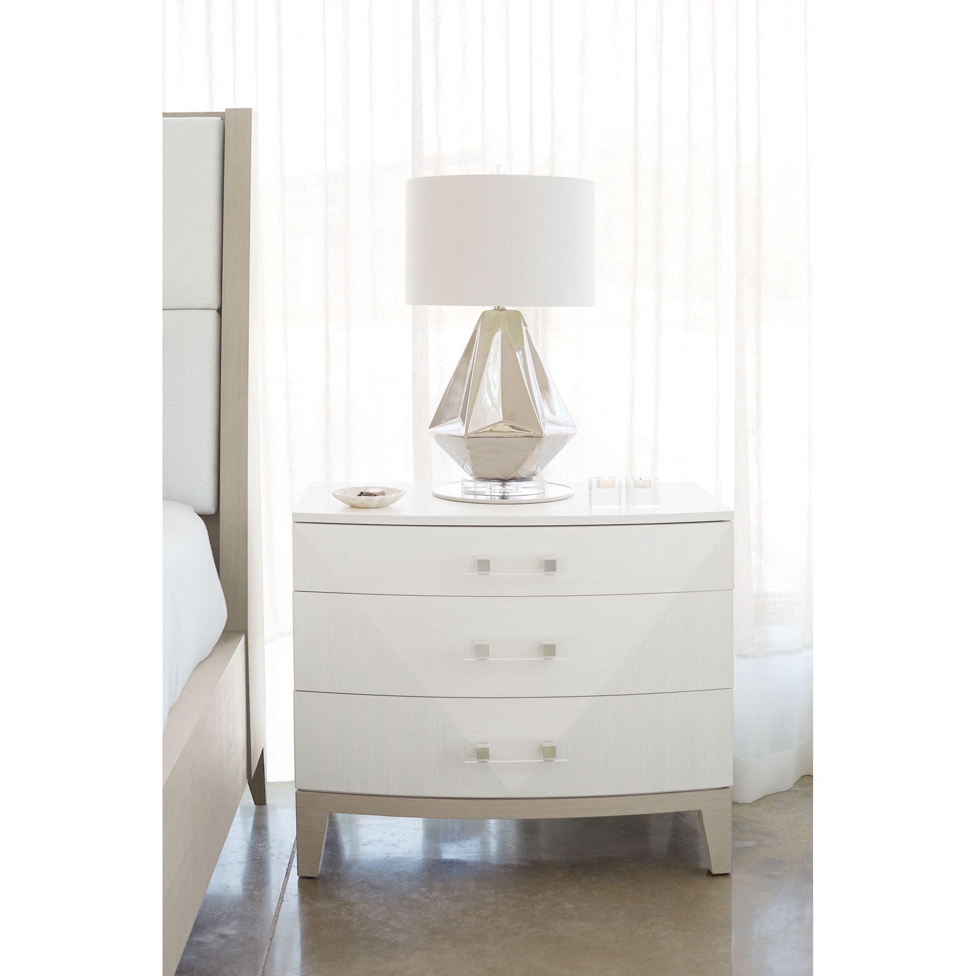 Bernhardt nightstands 2025 on sale