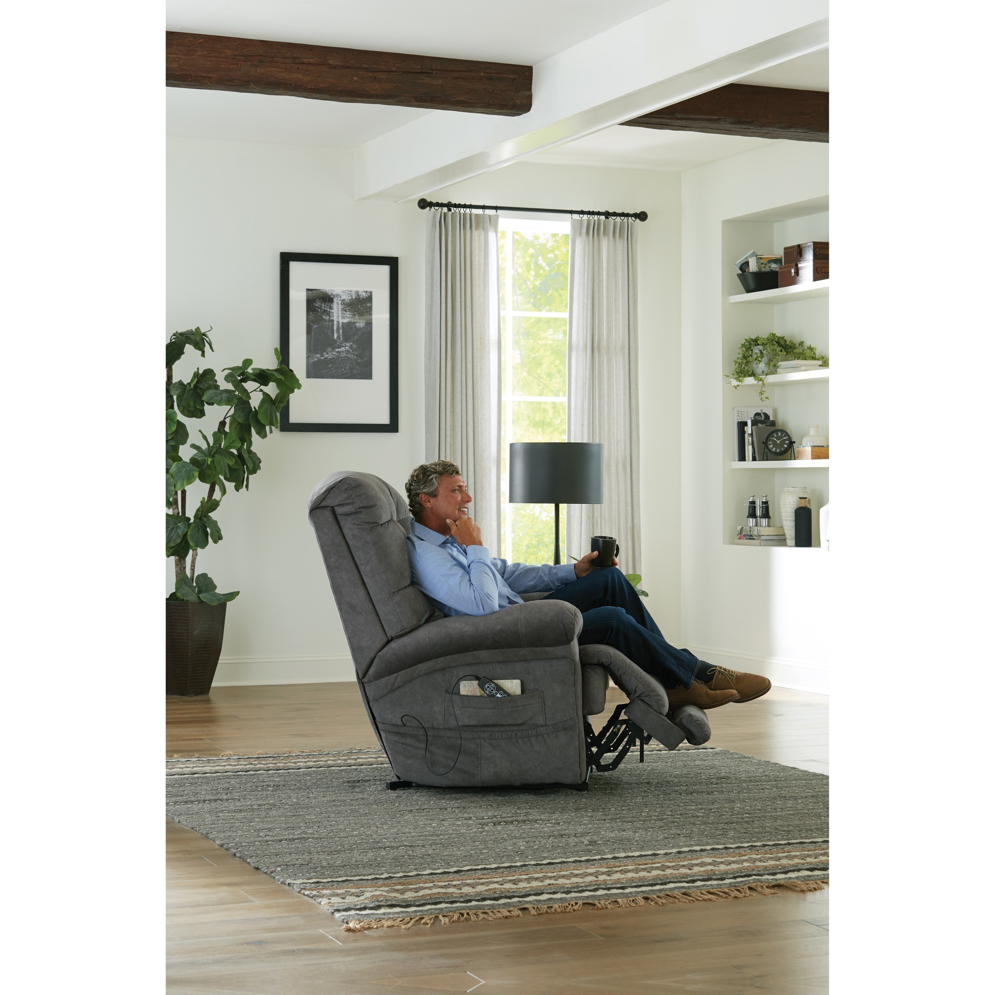 Zero gravity lift chair on sale with heat and massage