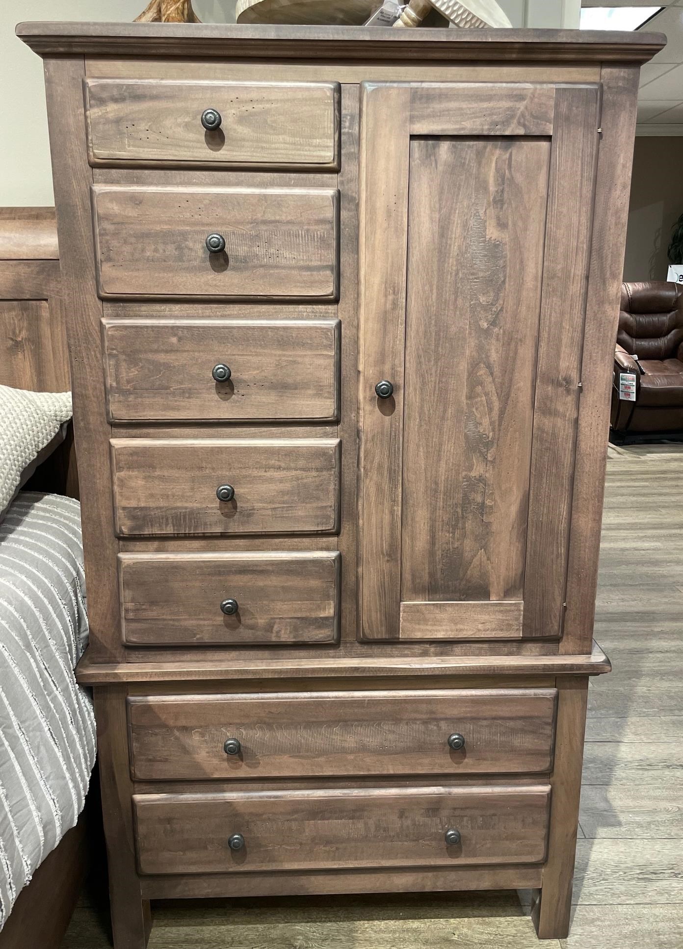 Daniel's amish furniture discount near me