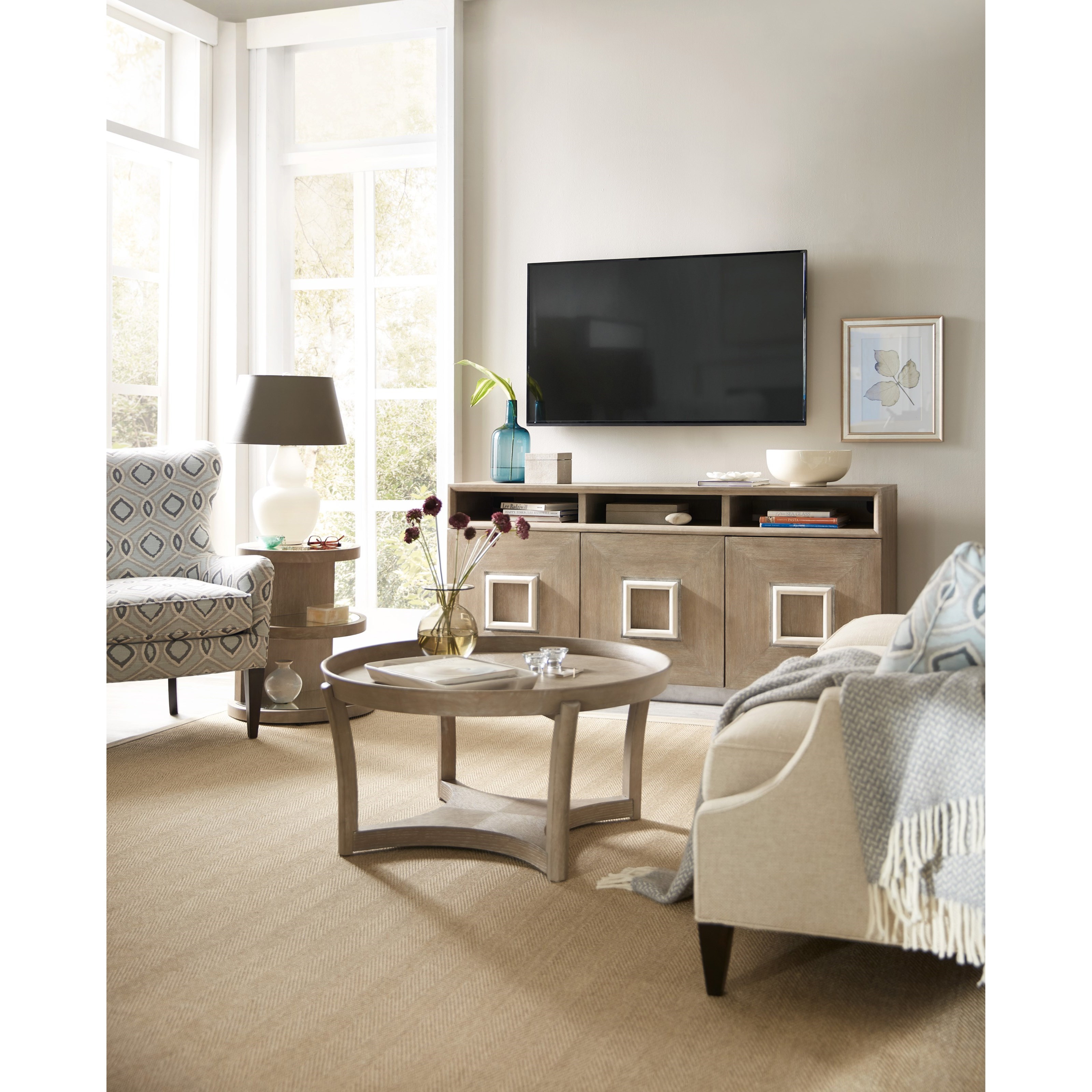Hooker Furniture Affinity 6050 80111 GRY Transitional Round