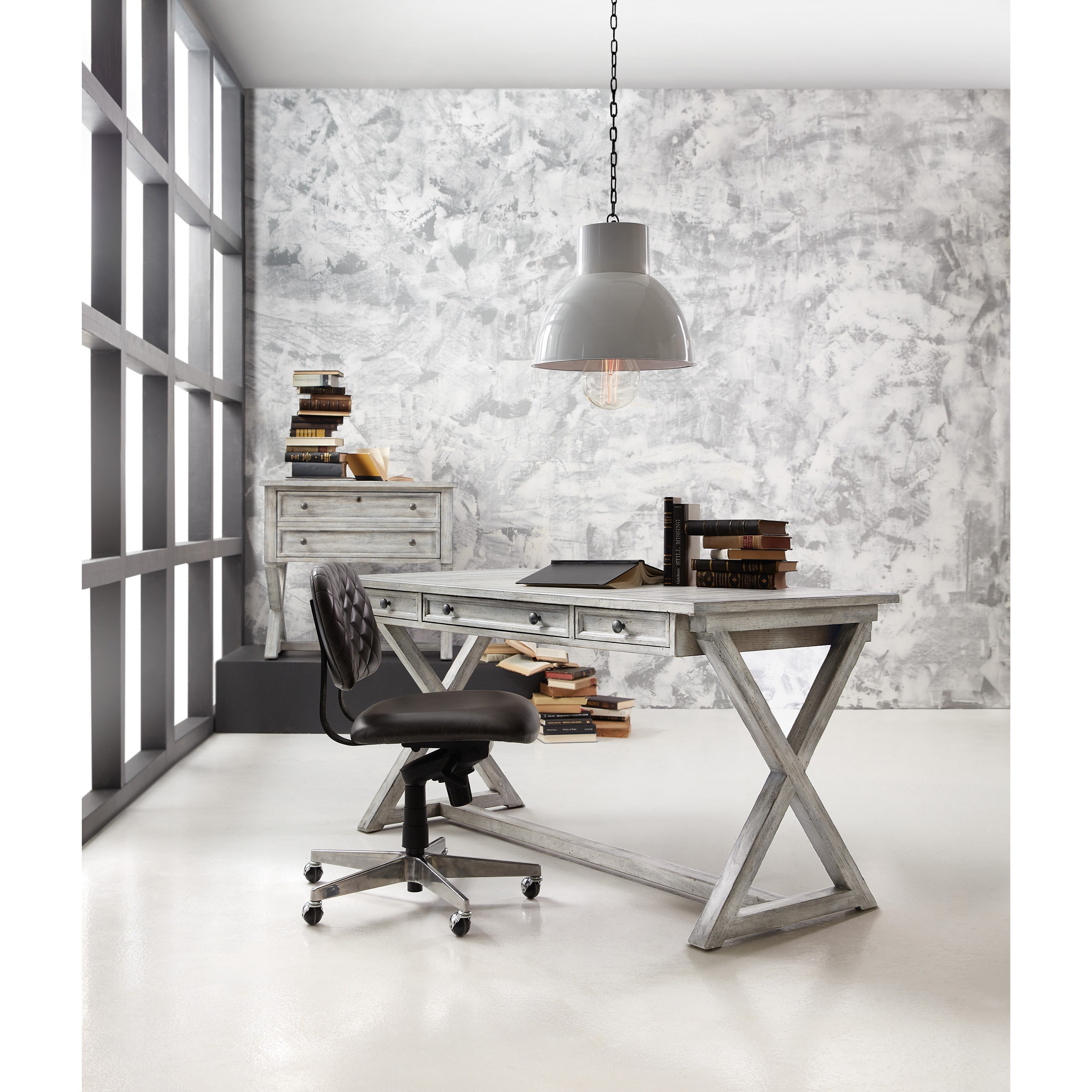Writing desk deals with keyboard drawer