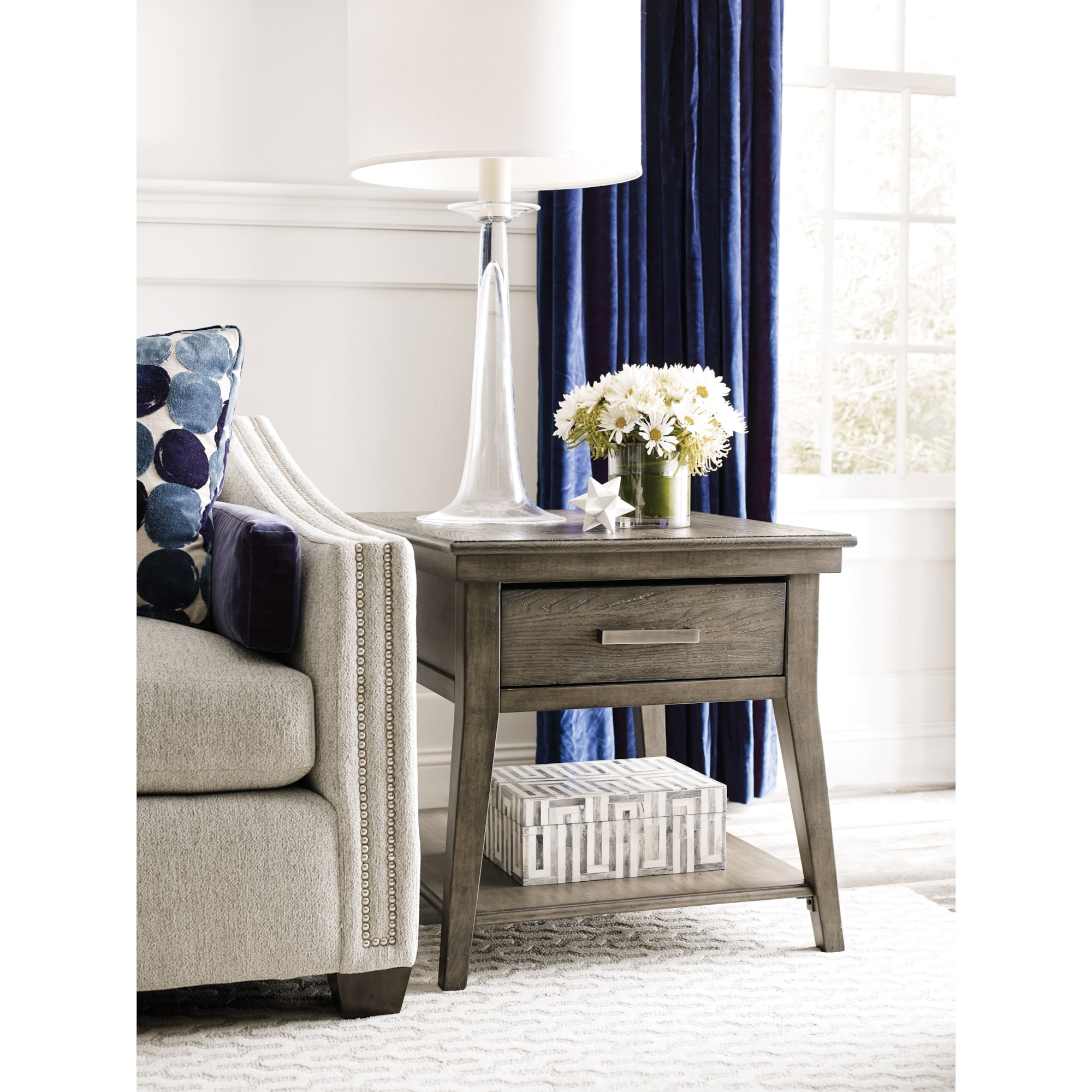 Kincaid Furniture Cascade 863915478 Lamont Solid Wood End Table