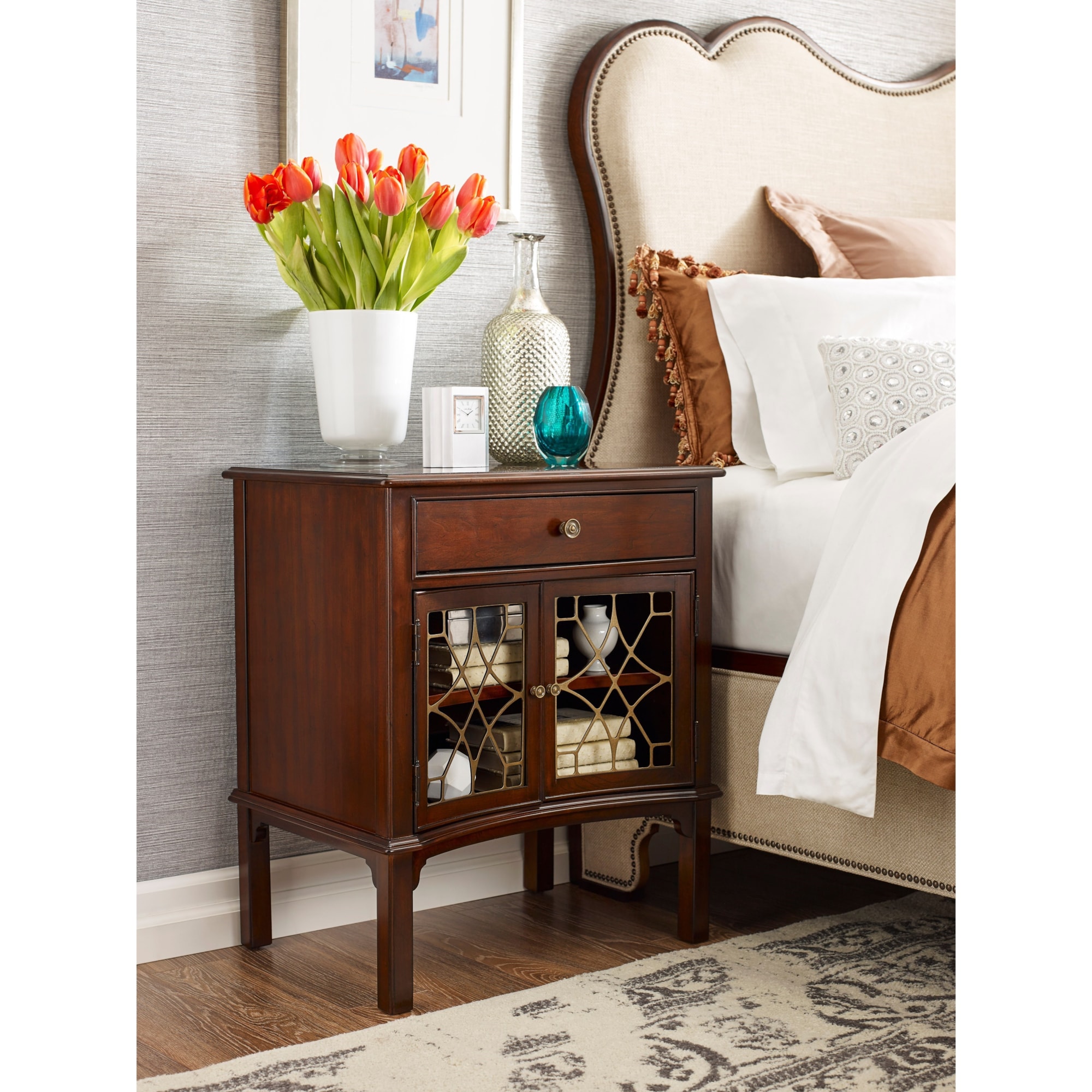 Kincaid Furniture Hadleigh 607421200 Traditional Bedside Table with