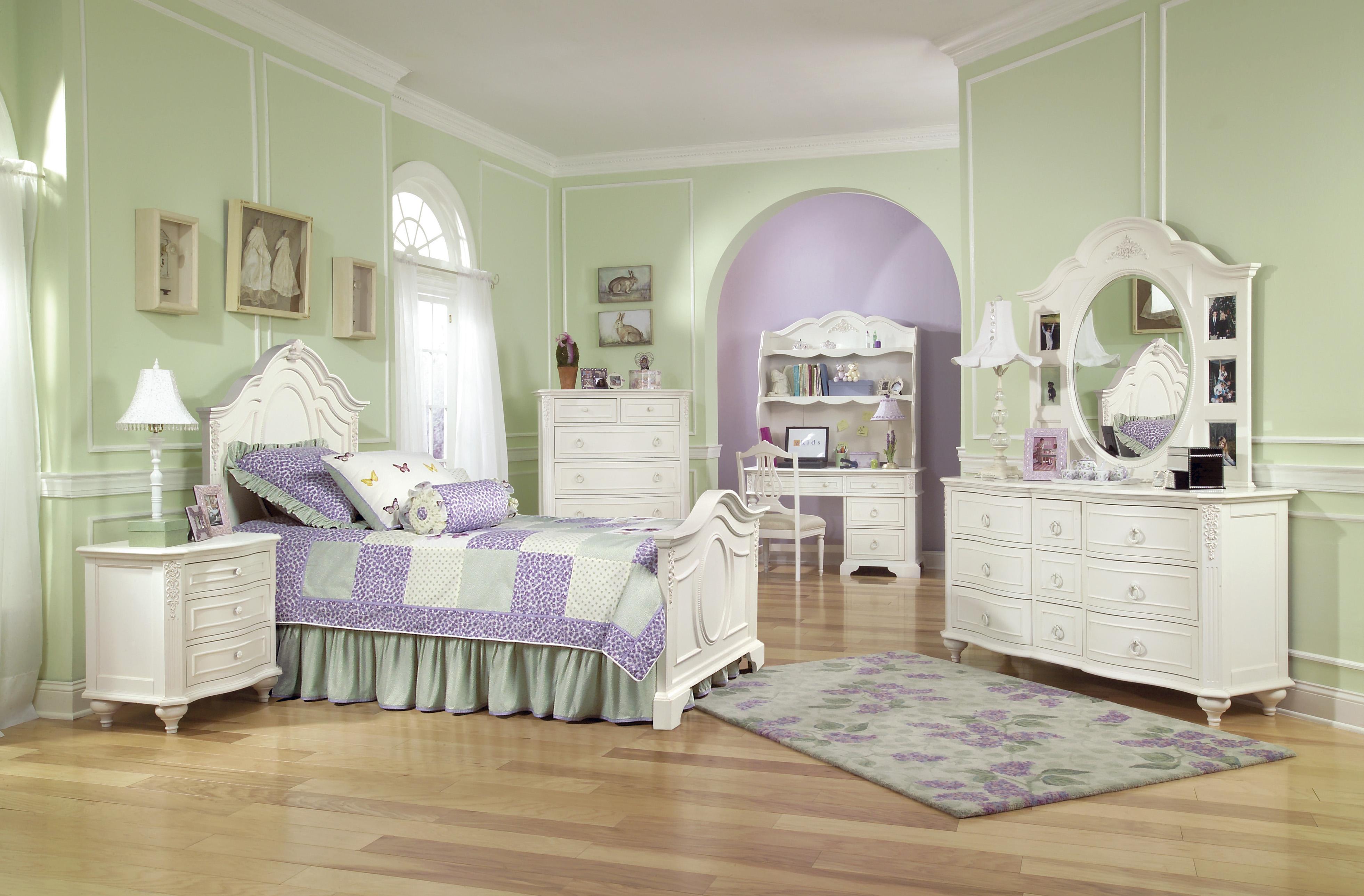 White dresser chair deals