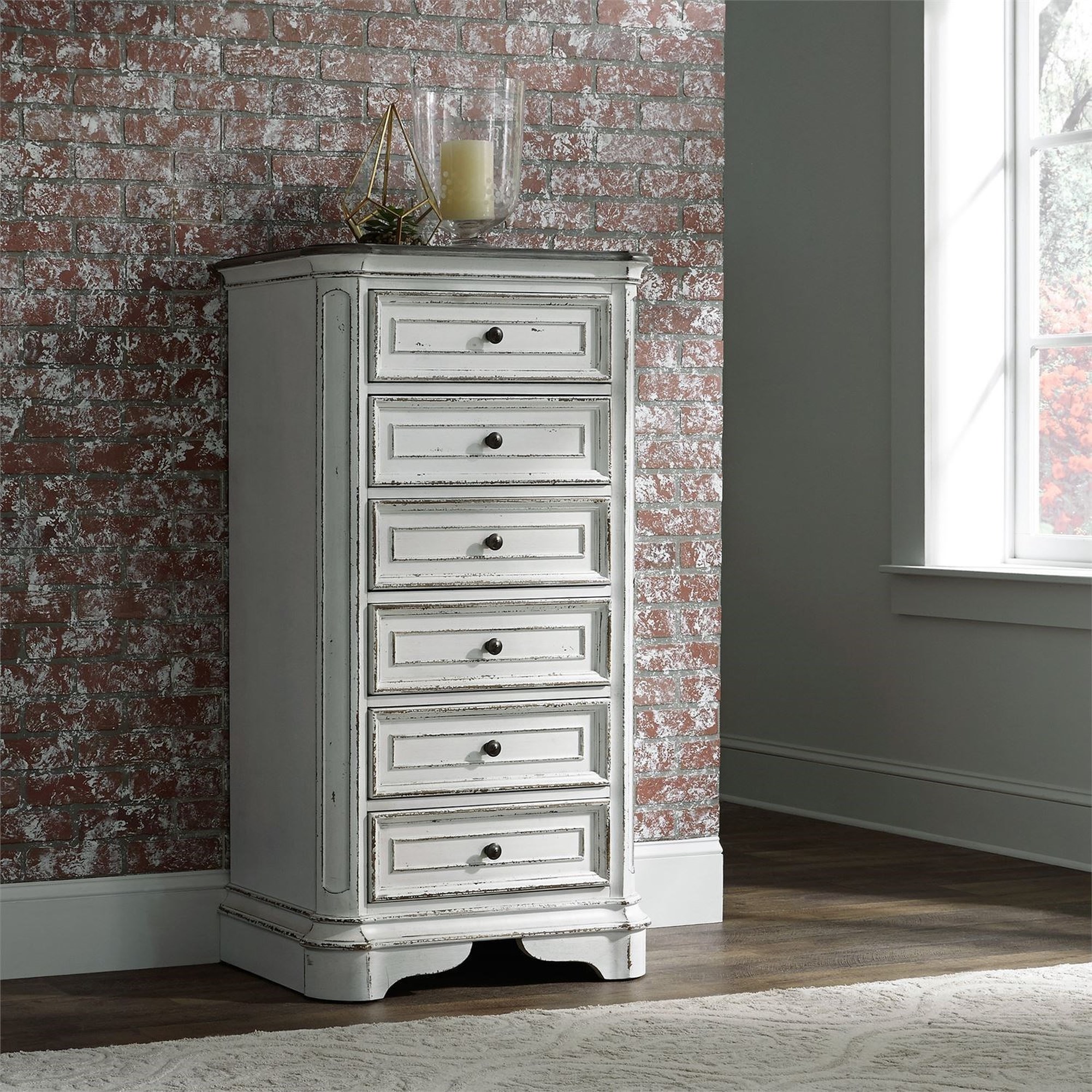 Liberty Furniture Magnolia Manor 409149895 6 Drawer Lingerie Chest