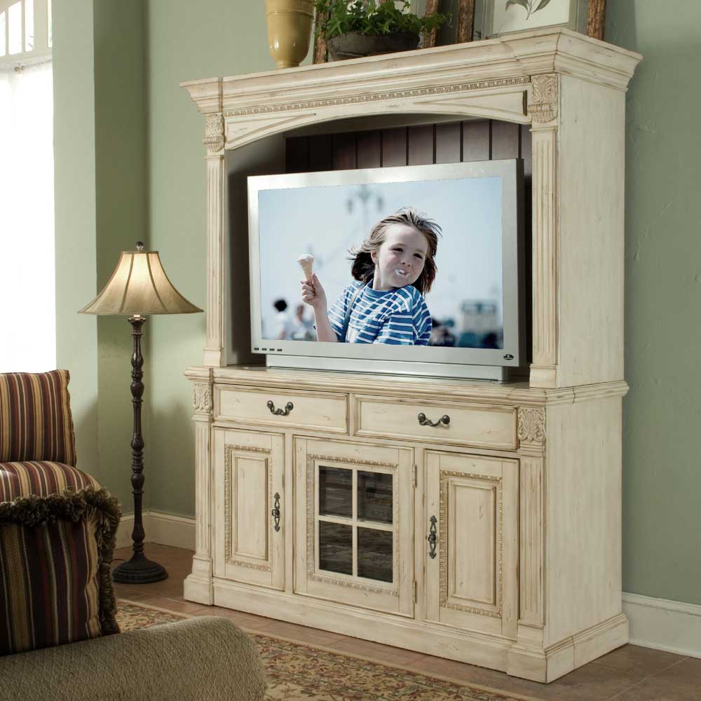 Riverside store entertainment center