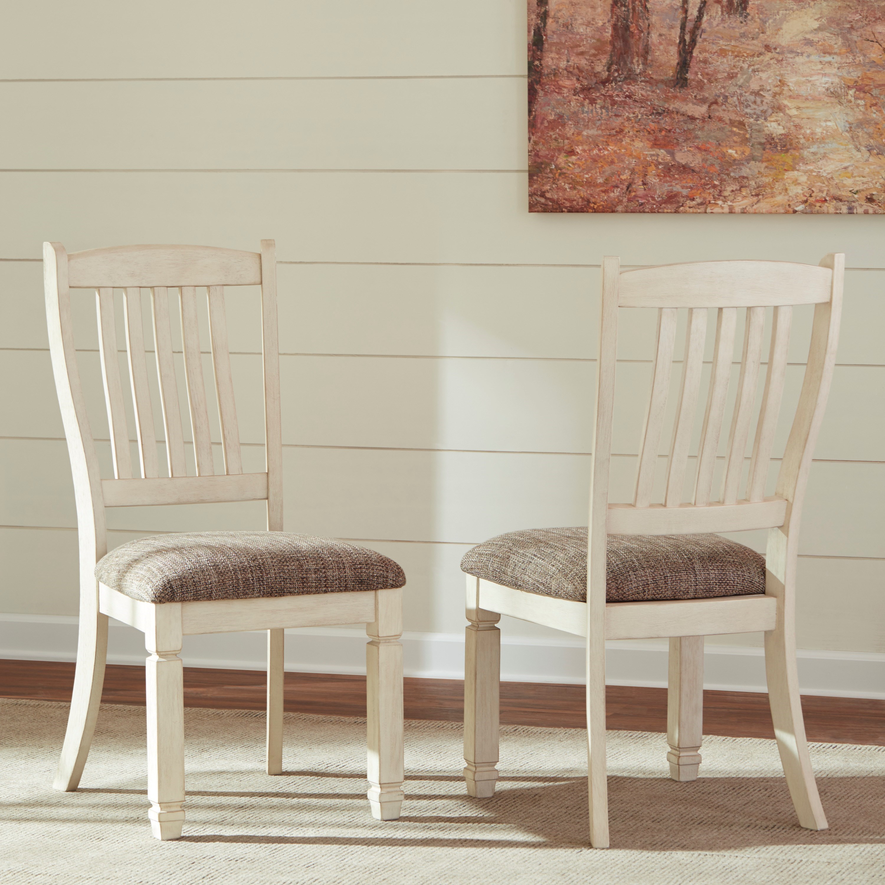 Bolanburg chairs store