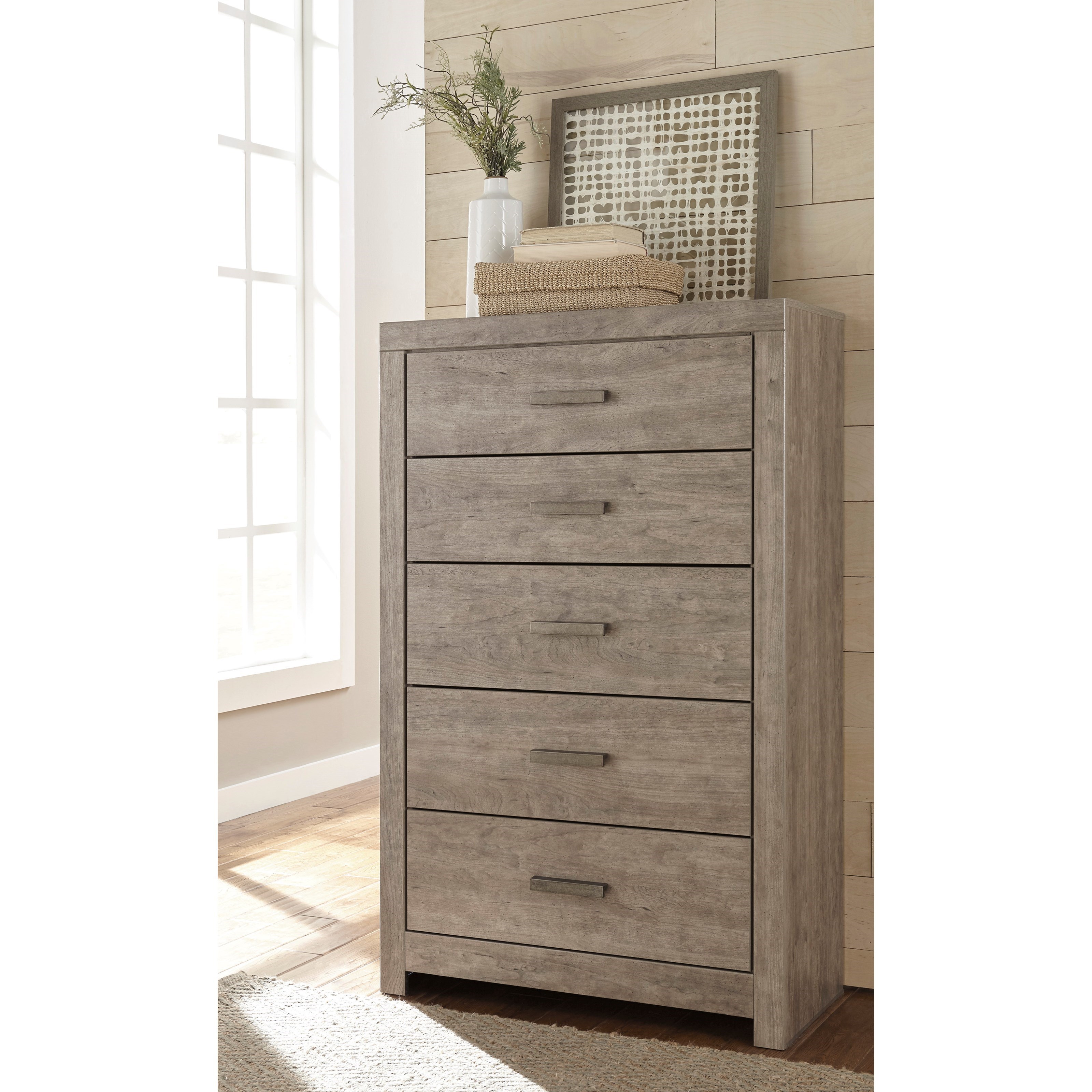 Ashley furniture hotsell 5 drawer dresser
