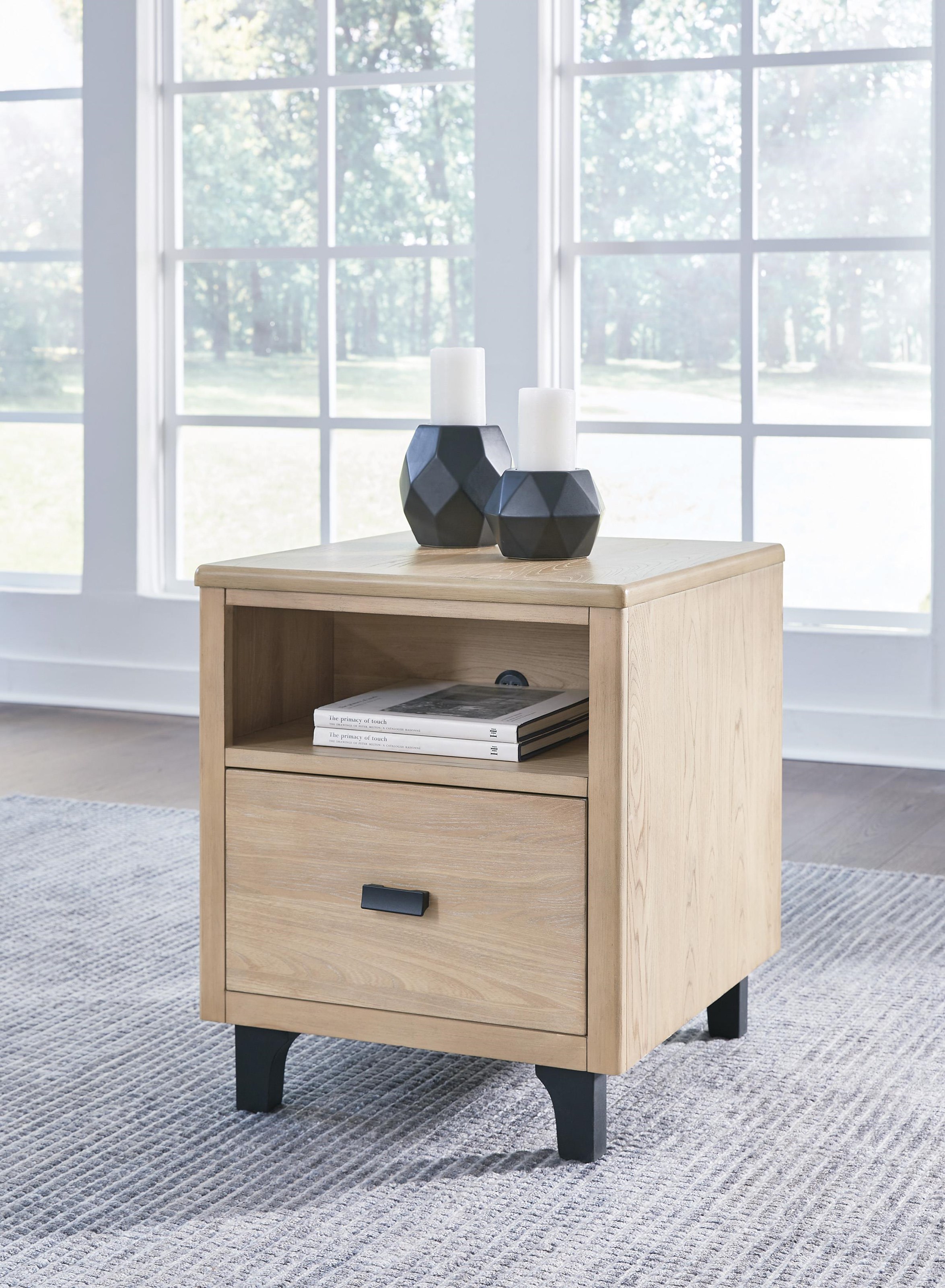 Square one on sale furniture liquidators
