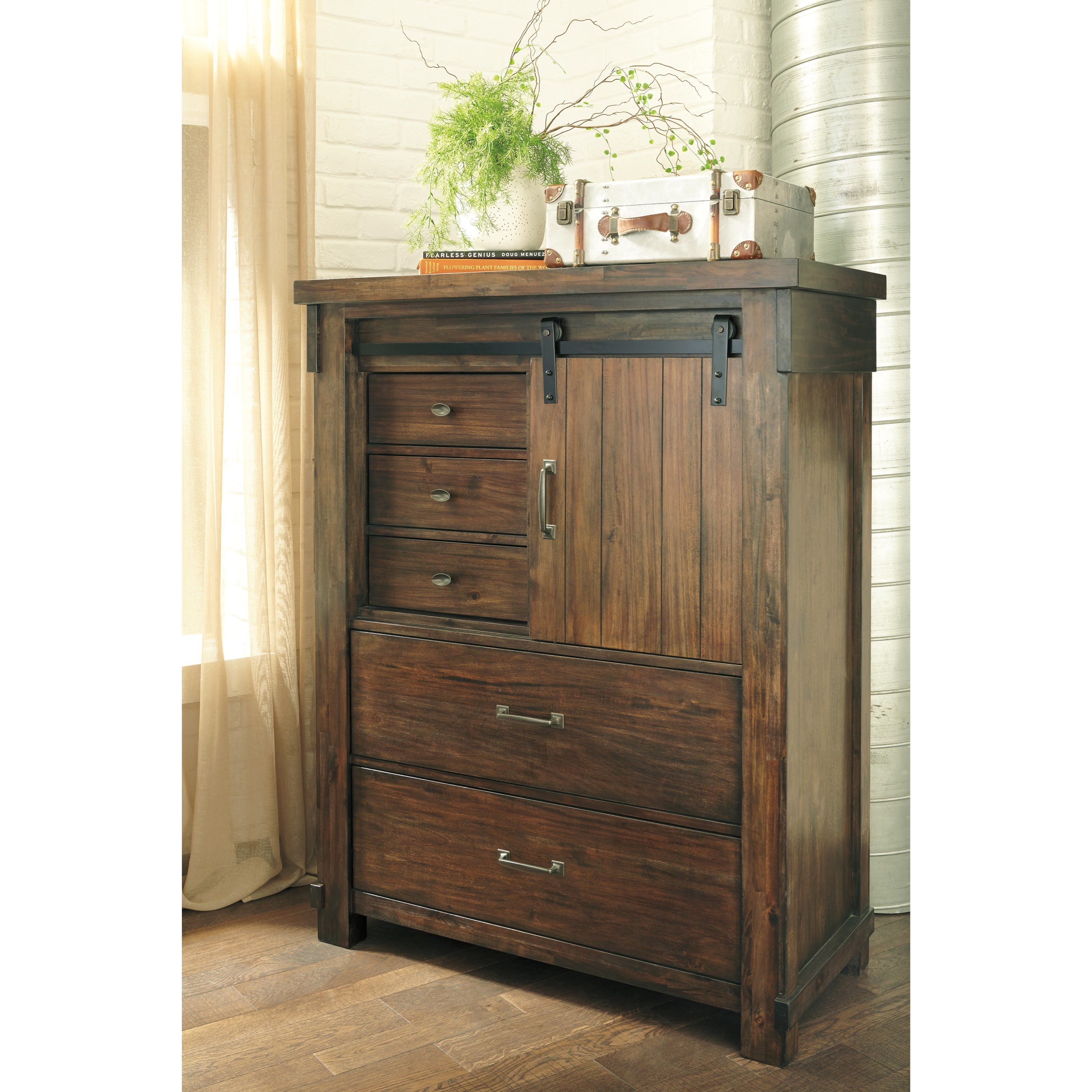 Lakeleigh Five Drawer Chest