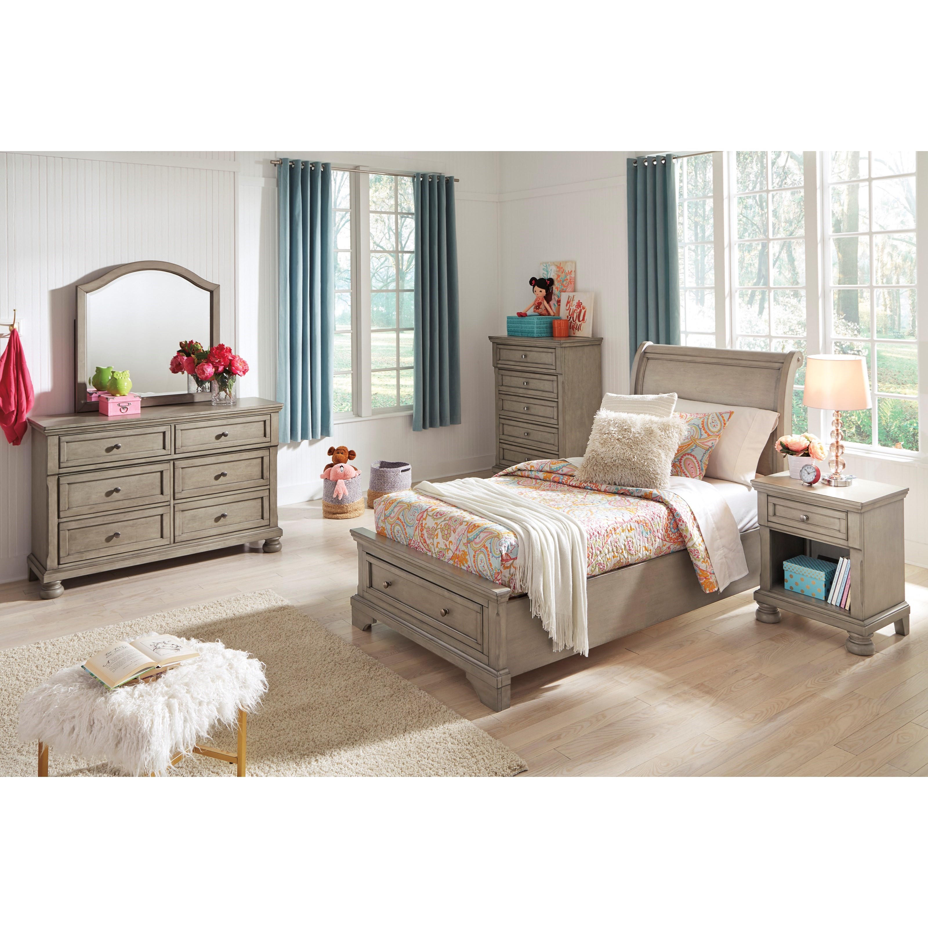Signature Design by Ashley Lettner ASHB733 45 5 Drawer Chest