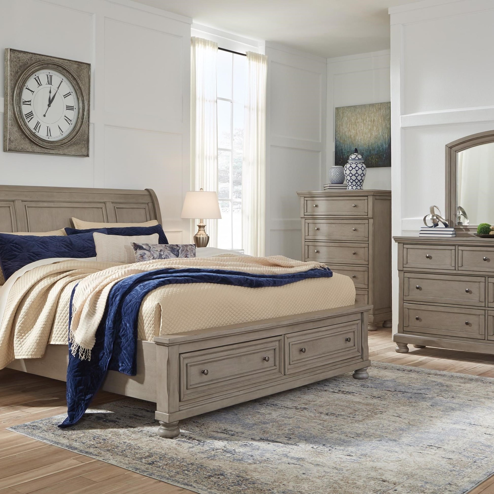 Signature Design by Ashley Lettner B733-46 Casual 5-Drawer Chest with ...