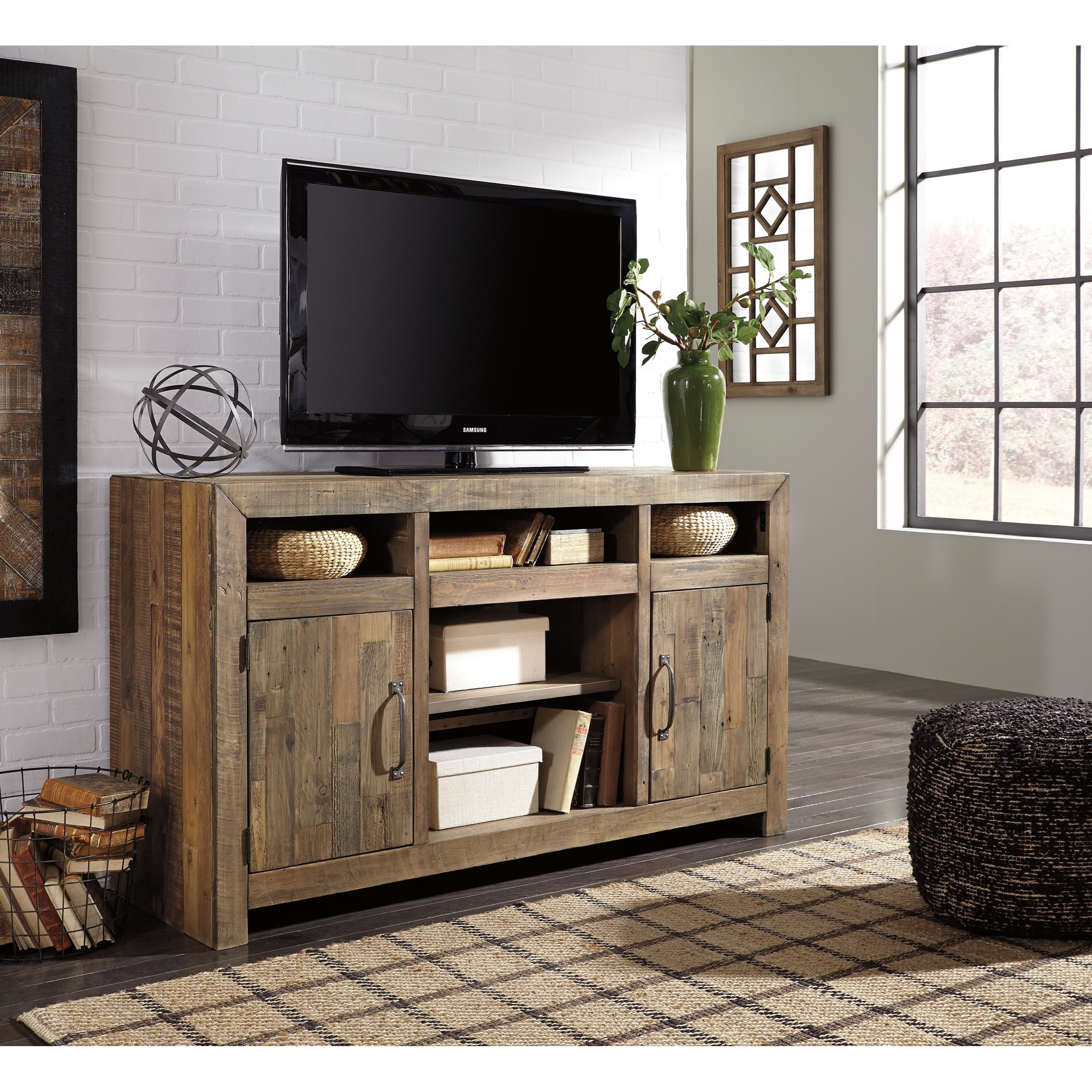 Reclaimed pine store tv unit