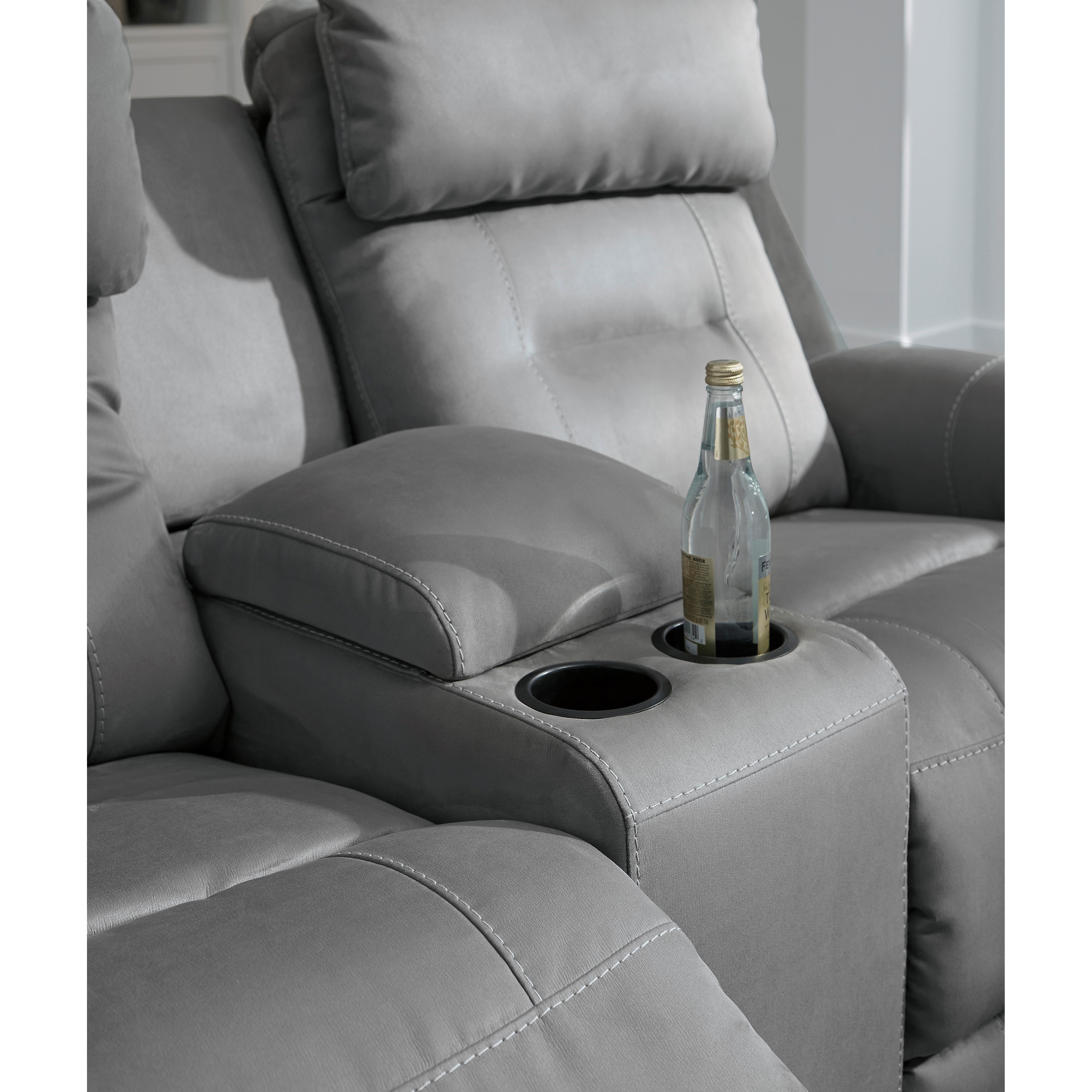 Trampton power reclining 2025 sofa