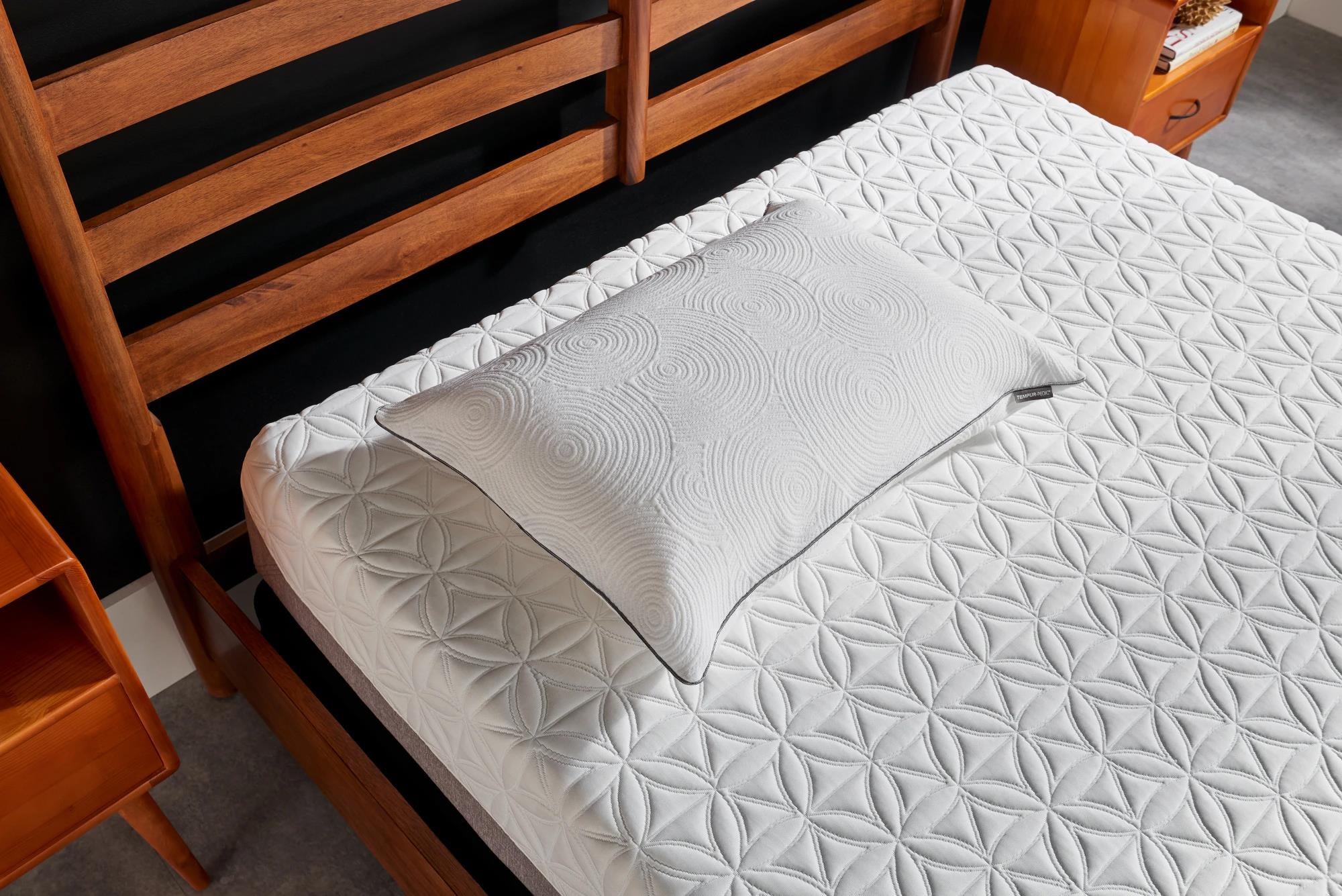 Tempur cloud pillow protector online